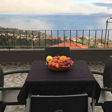 Vakantiehuis Casa Dos Avos Domingos & Matilde Estreito Da Calheta