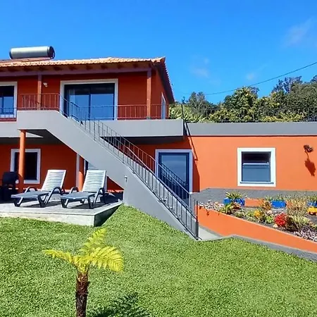 بيت للعطل Casa Dos Avos Domingos & Matilde